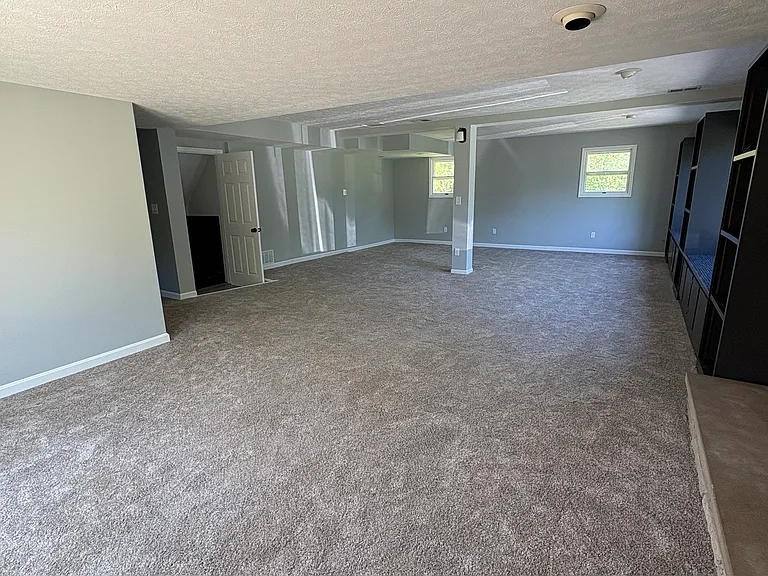 7974 Big Walnut Rd — Photo 19