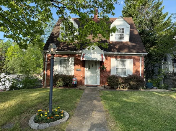 605 Albert St, Charleston, WV 25302