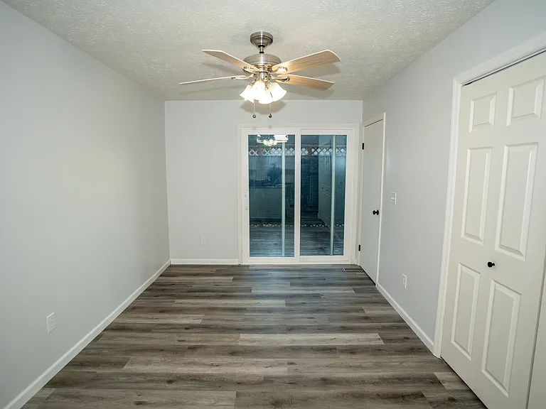 3359 Cranston Dr — Photo 22