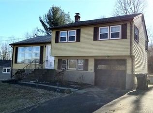 48 Dee Ave, Meriden, CT 06451