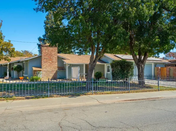 700 E A Street, Dixon, CA 95620