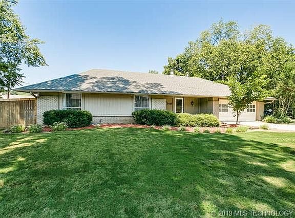 Front side view of house