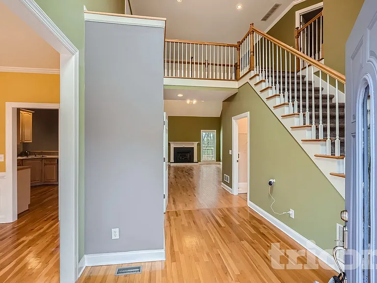 1231 Brentwood Ct — Photo 5