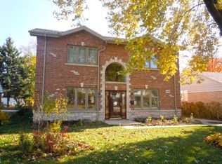 7953 N Nora Ave, Niles, IL 60714