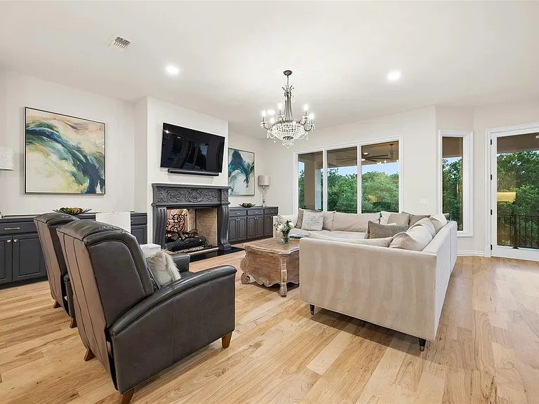 4710 Eck Ln — Photo 9