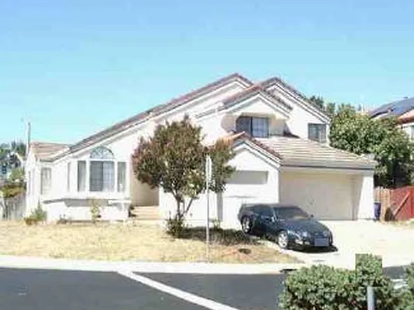 4901 Efthemia Way, Elk Grove, CA 95758