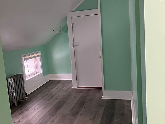 4th image of 111 S Main St #6