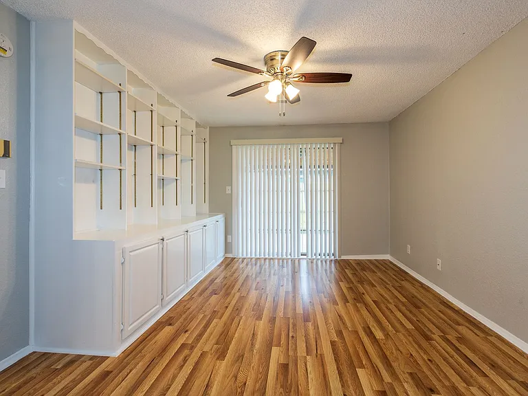 1533 S 112th East Ave — Photo 23