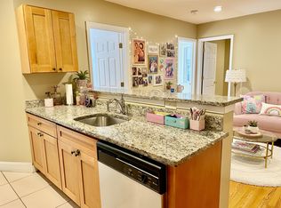 328 Saint Paul St APT 2, Brookline, MA 02446