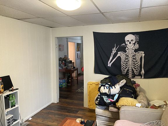 2nd image of 441 Dallas St