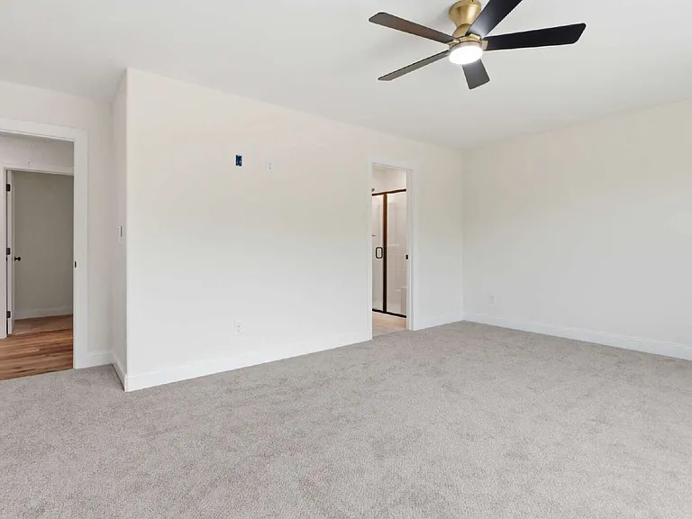 257 Spring St — Photo 20