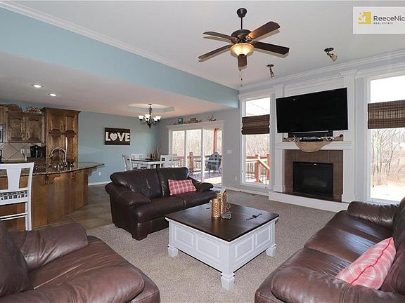 4th image of 8821 N Mersington Ave