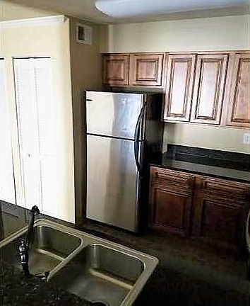 2nd image of 120 15th St E APT 316