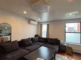 44 Woodhull St #3, Brooklyn, NY 11231