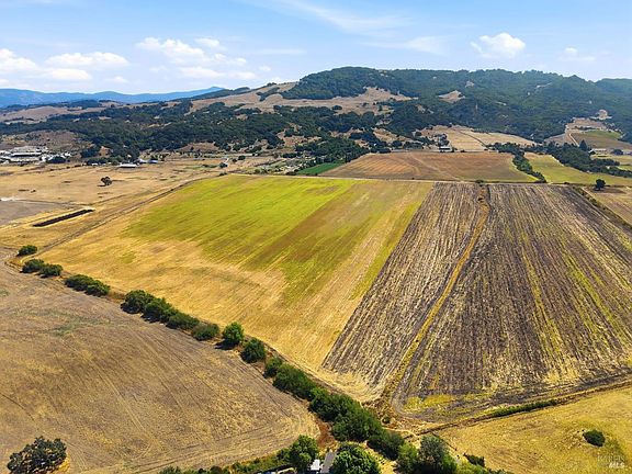 3rd image of 3755 SE Petaluma Hill Road