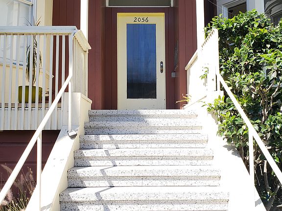 3rd image of 2056 Bush St #4