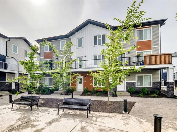 335 N Creekside Blvd SW #802, Calgary, AB T2X 4Y1