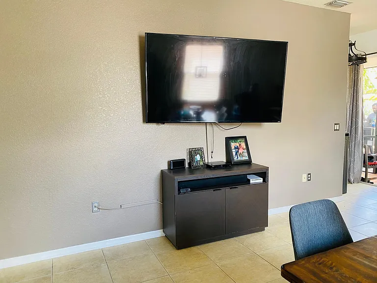 11258 Coimbra Ln — Photo 5