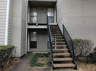1901 Holleman Dr W APT 304, College Station, TX 77840