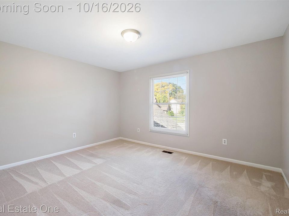 7411 Meadowcrest Ct, photo 26