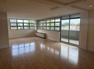 19-19 24th Ave #R214, Astoria, NY 11105