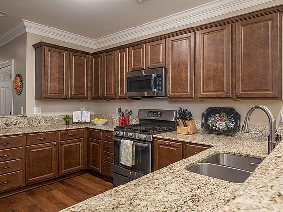 5th image of 516 Ansley Blvd APT B