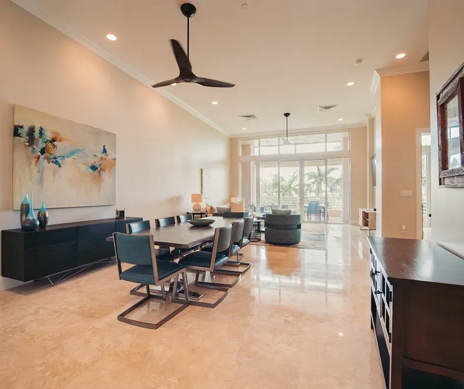 3 bed, 3.5 bath, 2886 sqft, $14,000 — Photo 1