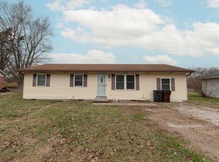 46 Noon Dr, North Vernon, IN 47265