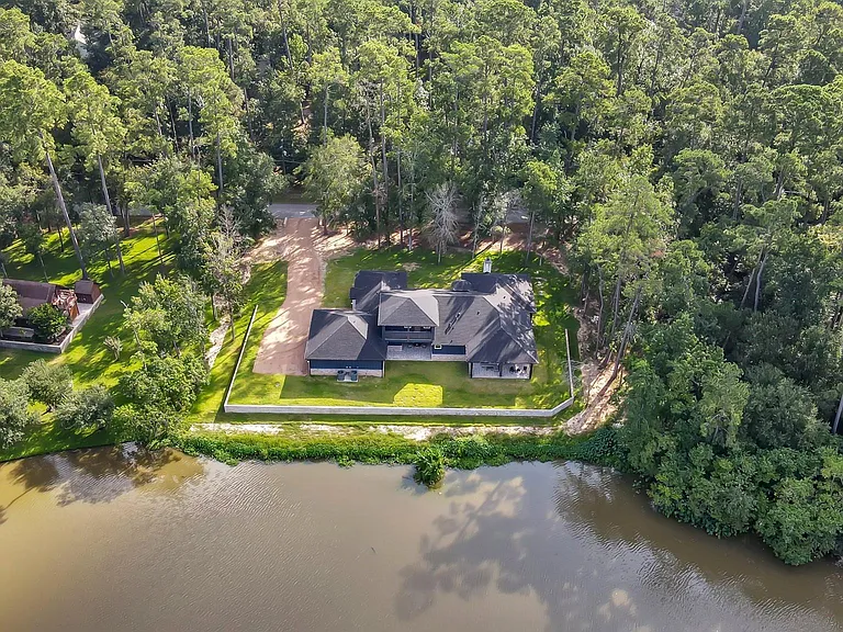 15937 Stagecoach Rd — Photo 50