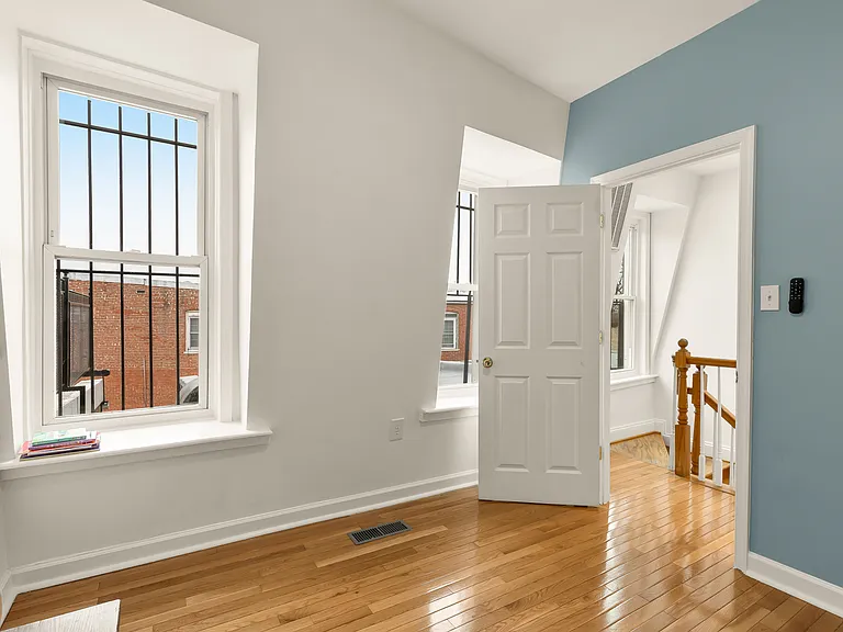 1017 Monroe St NW — Photo 17