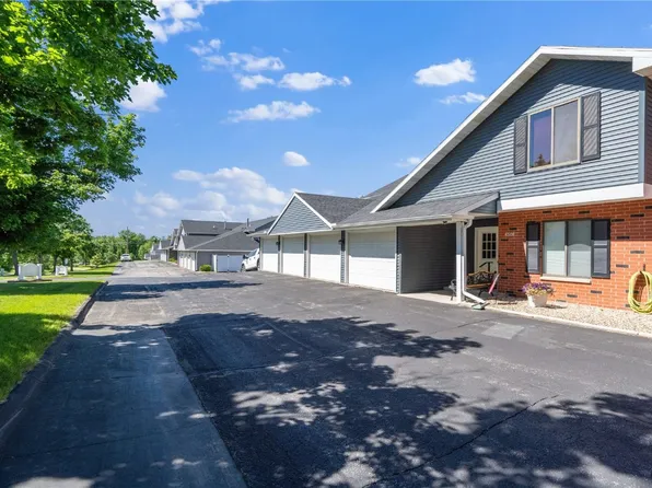 4501 Armar Dr SE APT 77, Cedar Rapids, IA 52403