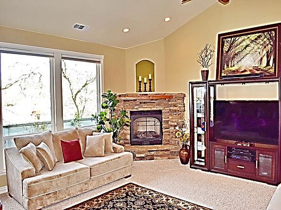 4th image of 3348 Chasen Dr