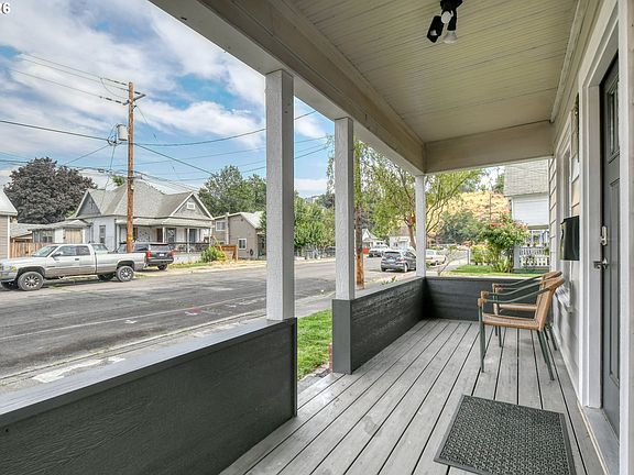 4th image of 611 SW 4th St