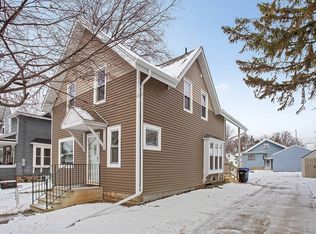 708 N Division St, Appleton, WI 54911