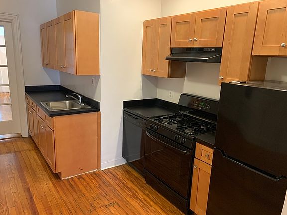 2nd image of 1821 2nd Ave APT 3S