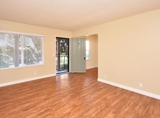 Villas de Laura Apts, Oceanside, CA 92056