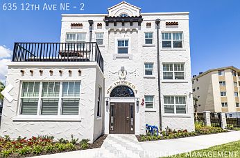 4th image of 635 12th Ave NE APT 2