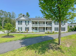 51 Aster Ln #7, Cape Elizabeth, ME 04107