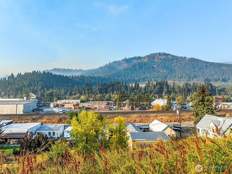 3rd image of 15 High Street