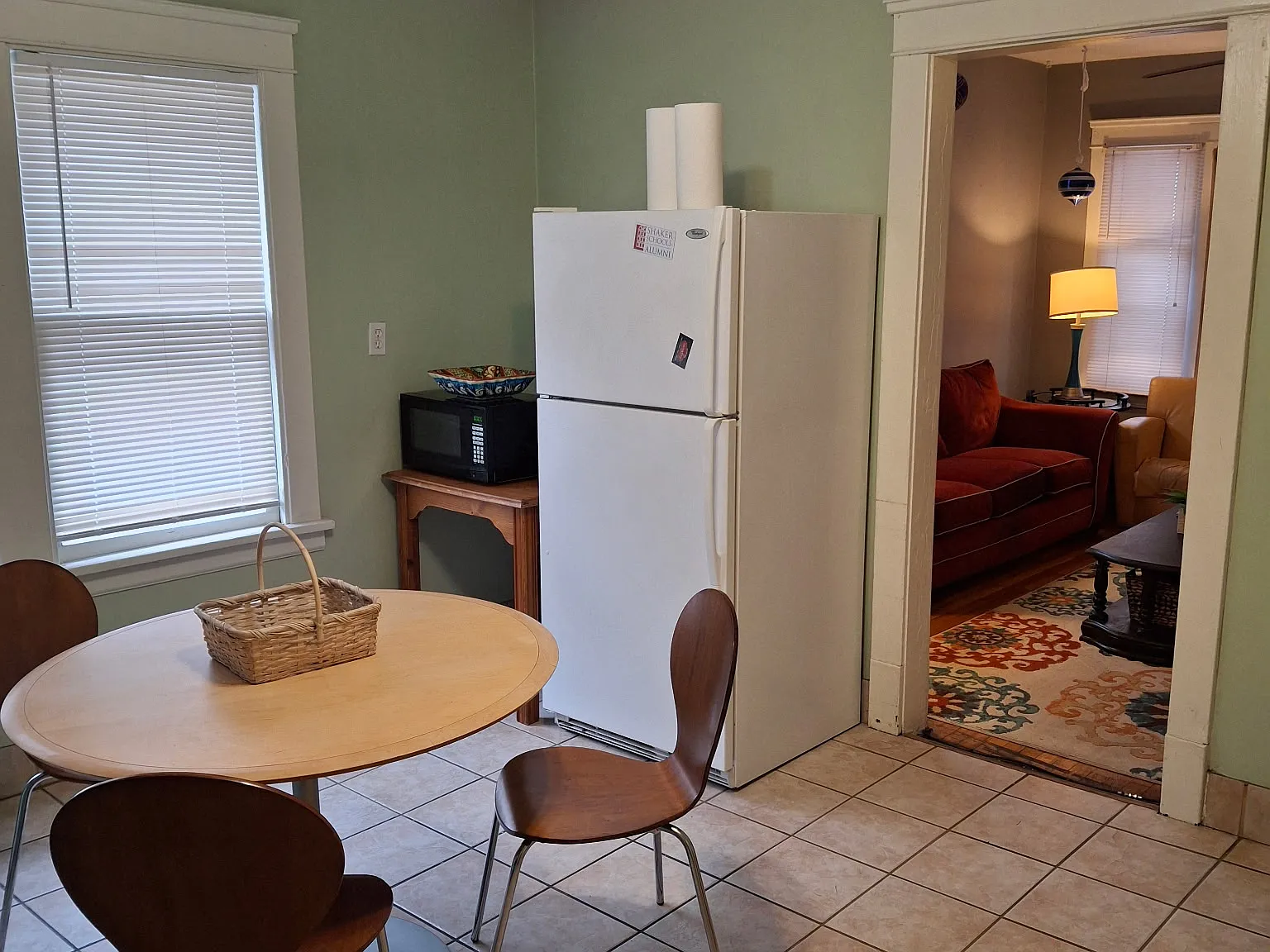 2 bed, 1200 sqft, $1,800 — Photo 3