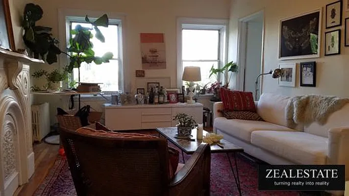 Rented by ZealEstate Group Inc | media 20