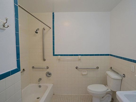 5th image of 1086 Herkimer St APT 1B