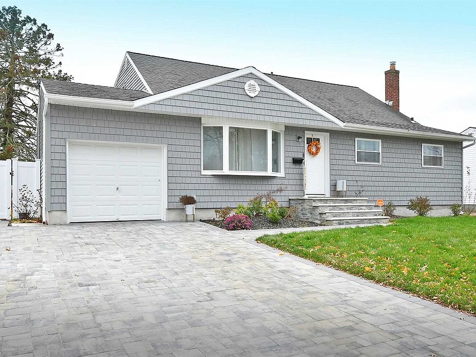 1st image of 358 Balchen St