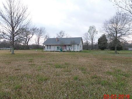 2nd image of 7248 Cemetery Hwy