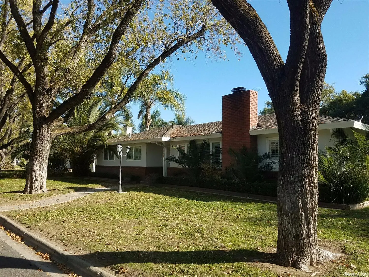 406 Bonita Ave photo 1