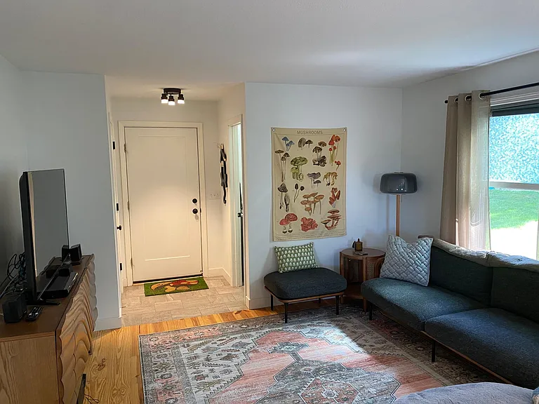 6678 W Ridge Rd — Photo 7