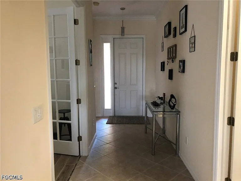 2323 Bainmar Dr — Photo 4