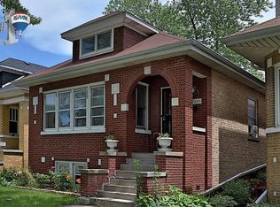 2745 N 76th Ct, Elmwood Park, IL 60707
