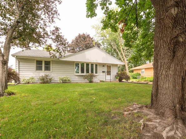 671 58th Ave NE, Fridley, MN 55432