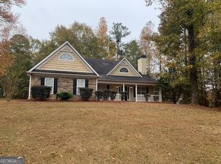 232 Lake Chase Dr N, Griffin, GA